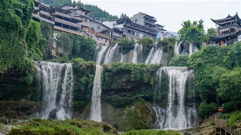 湖南有哪些古村鎮？湘地古村落，不仅承载着历史的记忆，更是一部活生生的文化教科书。